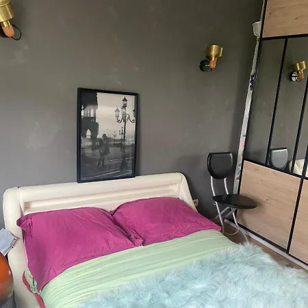 Agreables Dans Maison Suspendue Homestay *